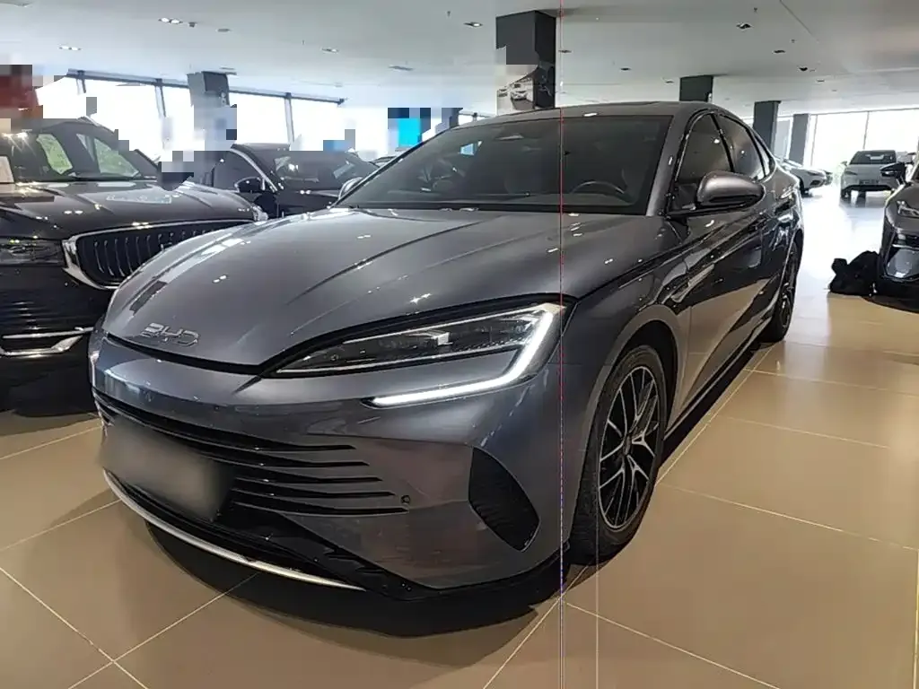 BYD Seal — фото 10