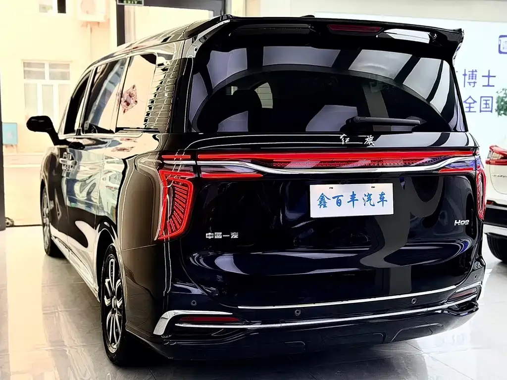 Hongqi HQ9 — фото 7