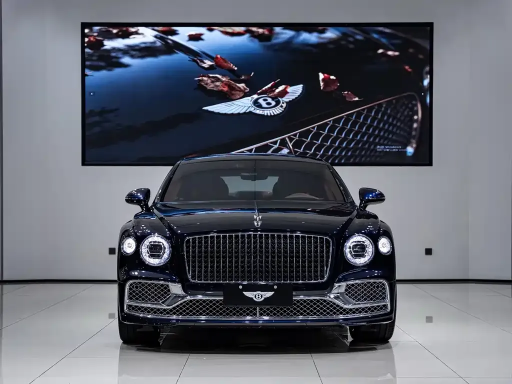 Bentley Flying Spur — фото 2
