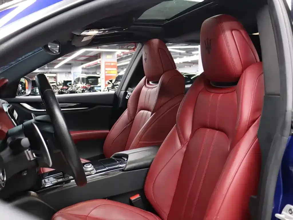 Maserati Ghibli — фото 10