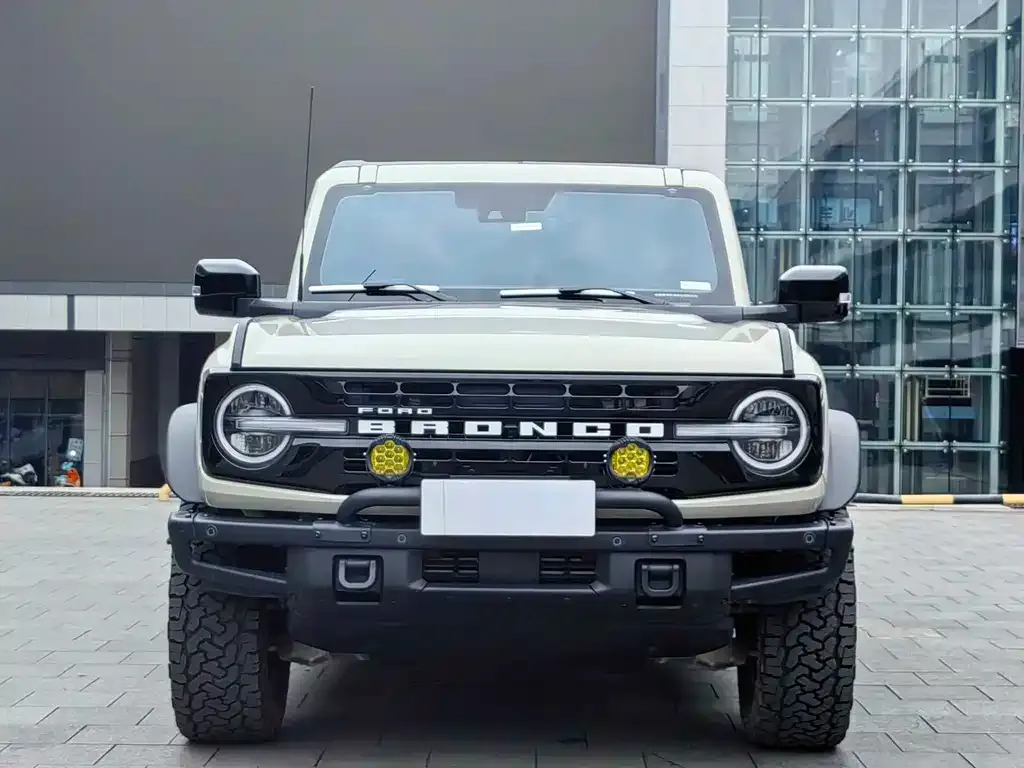 Ford Bronco — фото 4