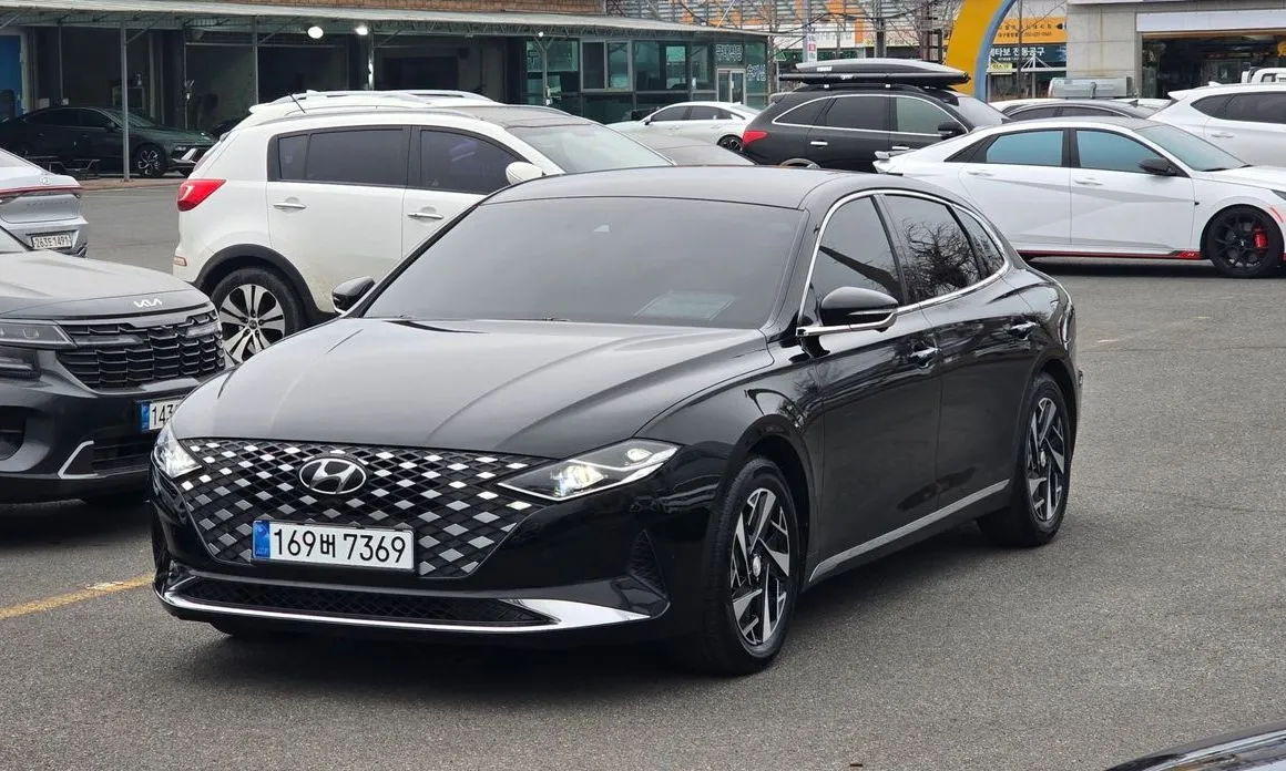 Hyundai Grandeur — фото 1