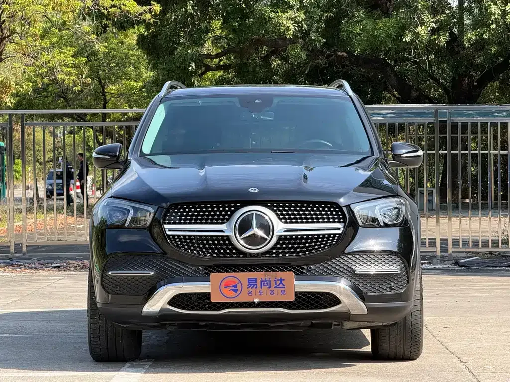 Mercedes-Benz GLE (Import) — фото 1