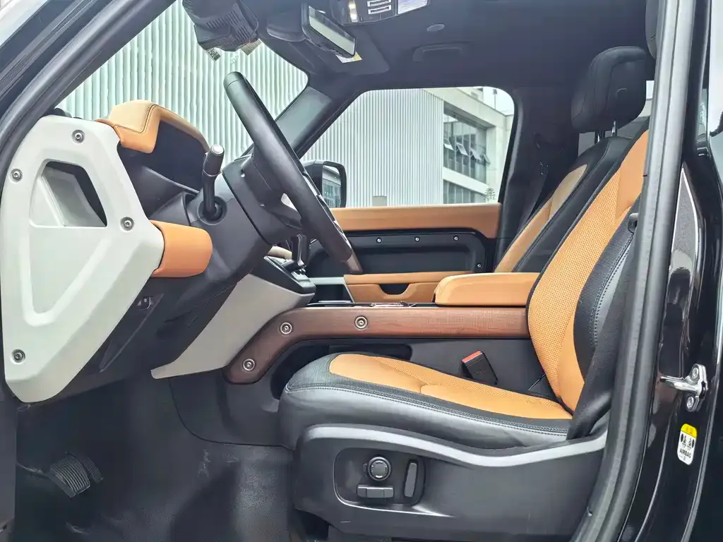 Land Rover Defender — фото 2