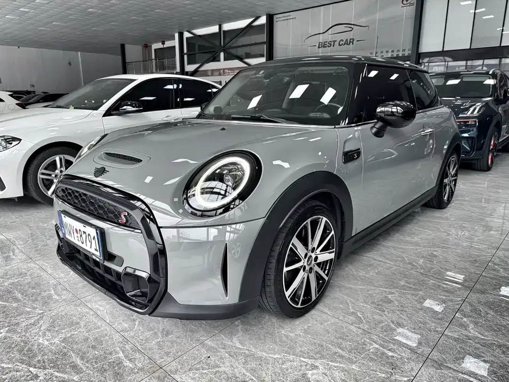 MINI Cooper (3-door) — фото 1