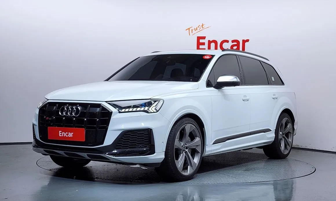 Audi SQ7 — фото 1