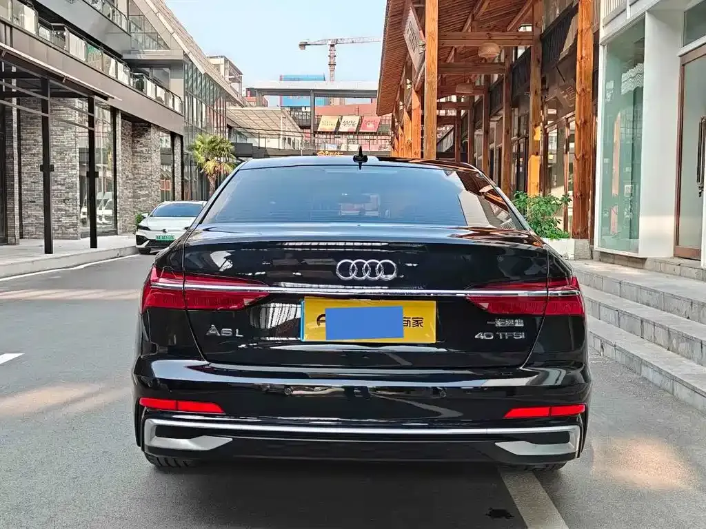 Audi A6L — фото 10