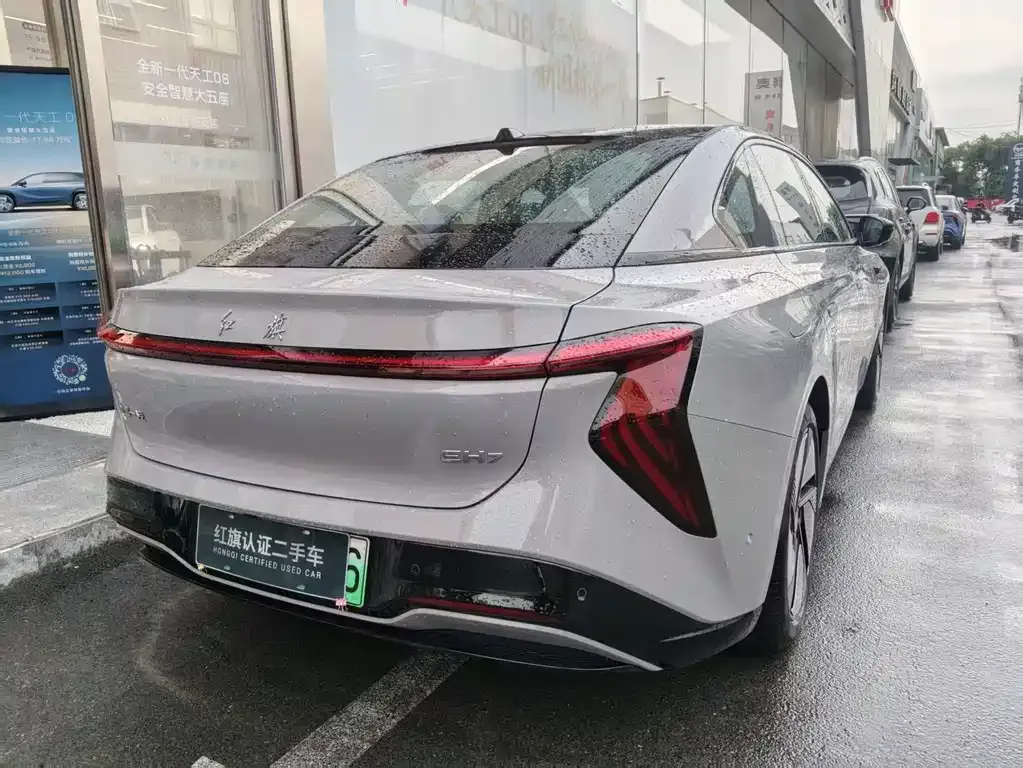 Hongqi EH7 — фото 6