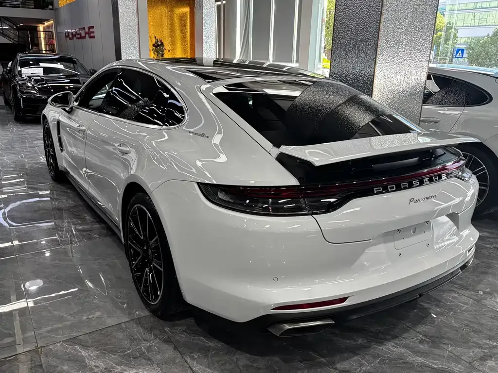 Porsche Panamera — фото 2