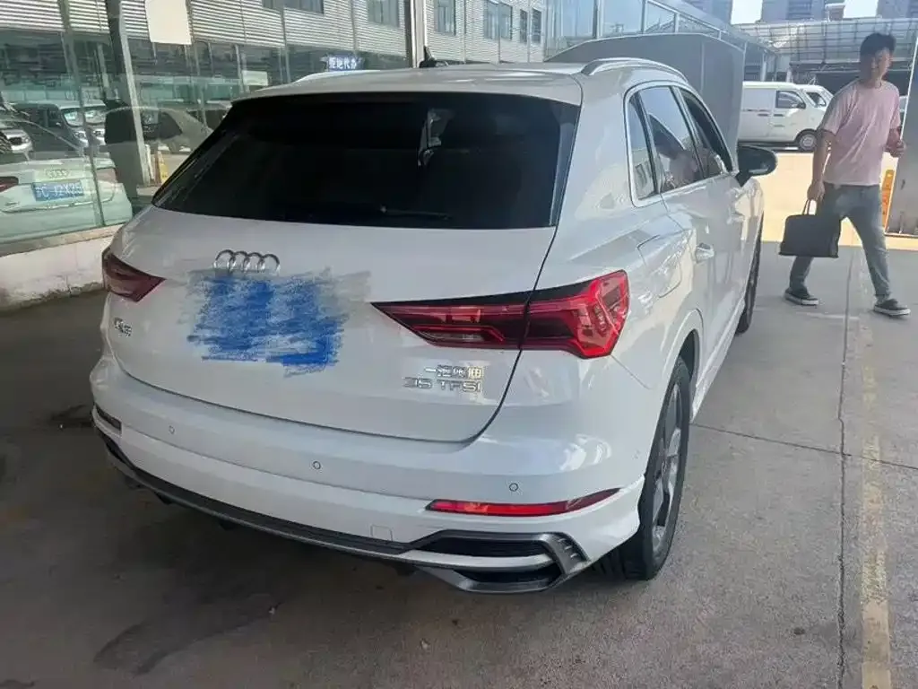 Audi Q3 — фото 5