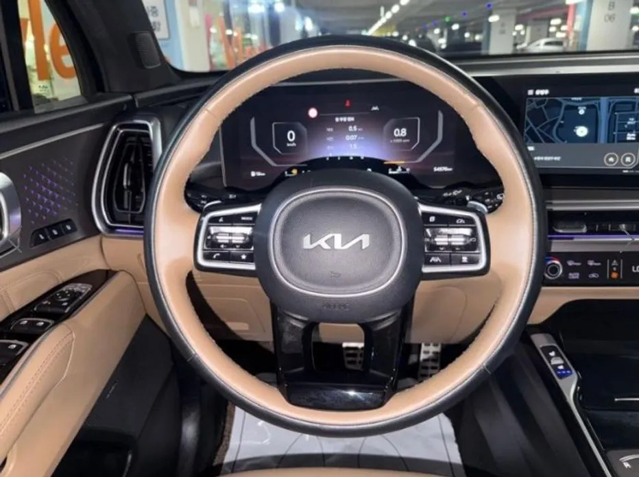 Kia Sorento — фото 5