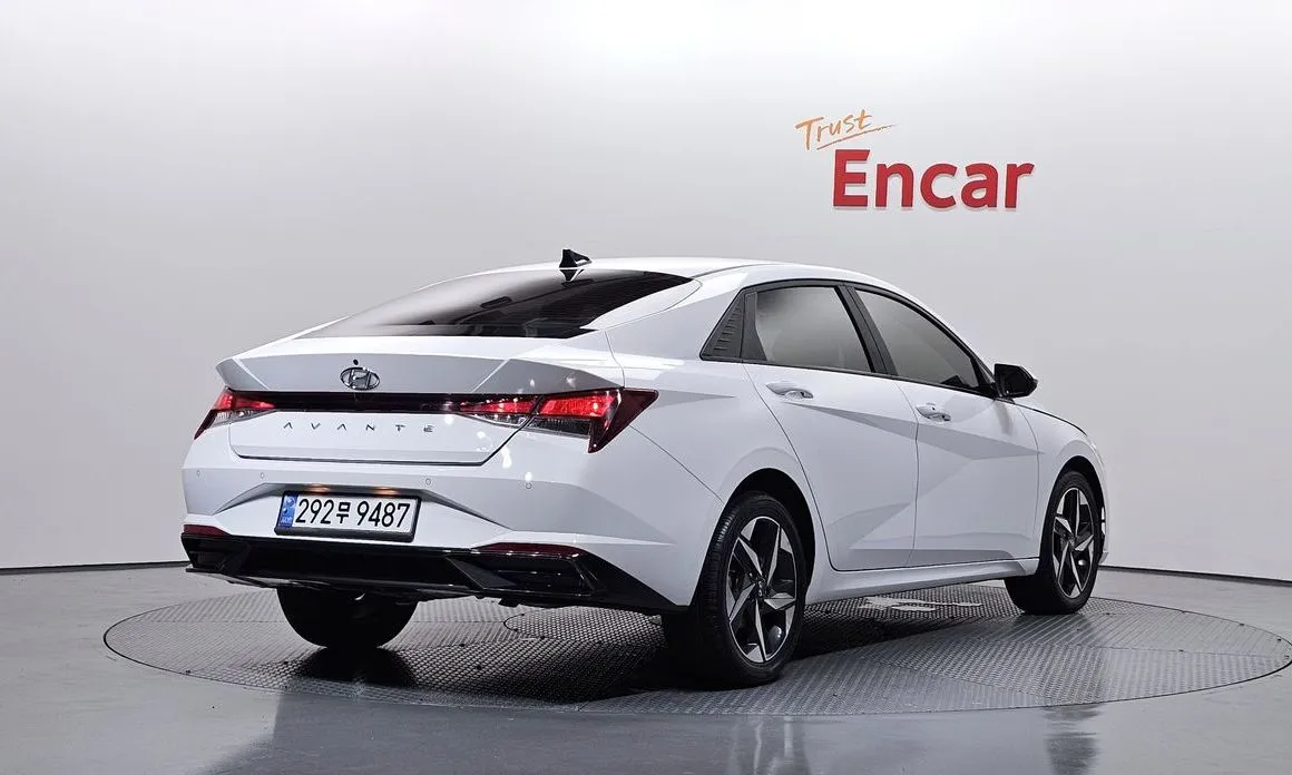 Hyundai AVANTE — фото 6