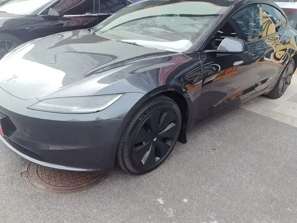 Tesla Model 3 — фото 6