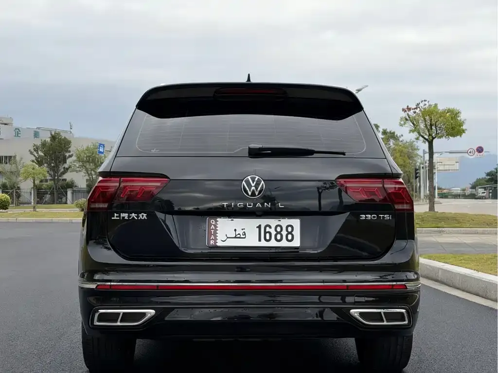Volkswagen Tiguan L — фото 2