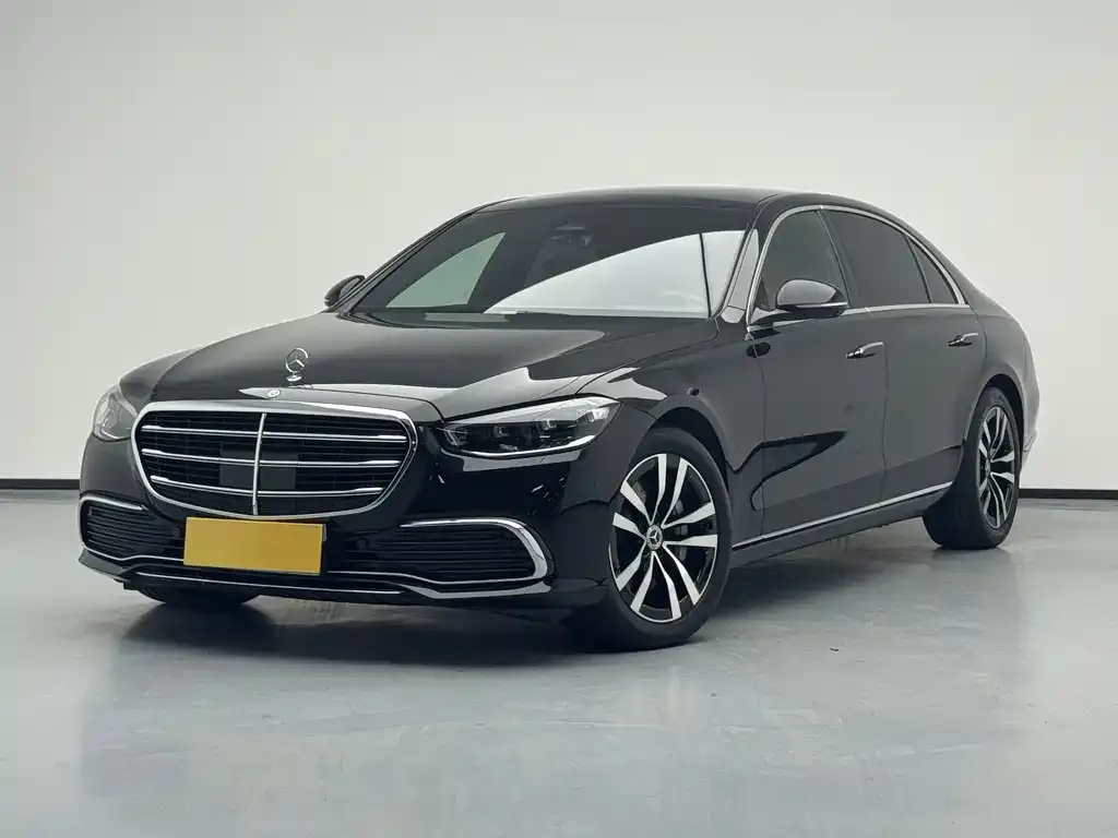 Mercedes-Benz S-Class — фото 1