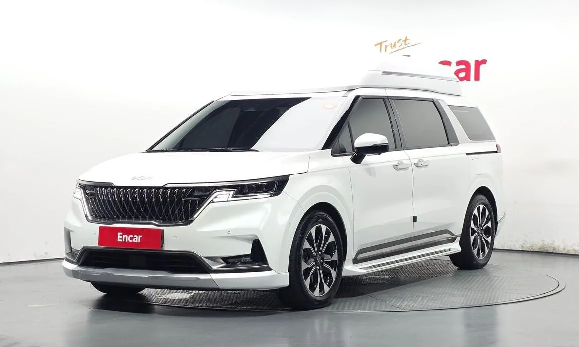 Kia Carnival — фото 1