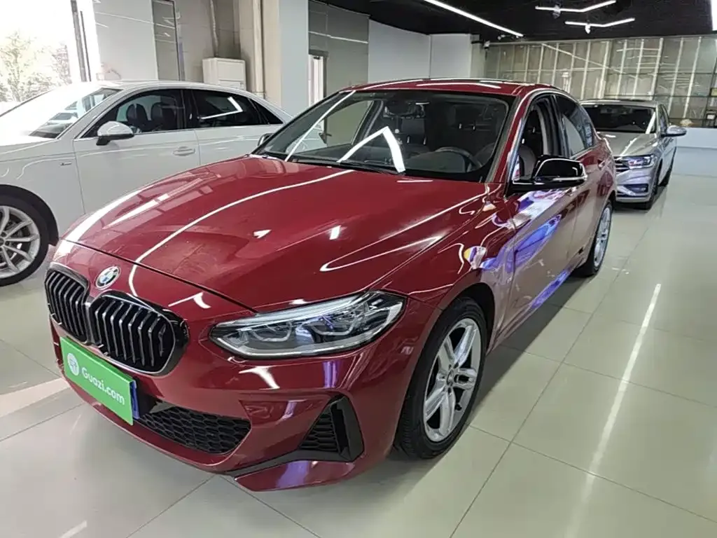 BMW 1 Series — фото 1