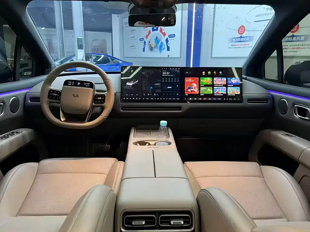 Li Auto Li i6 — фото 4