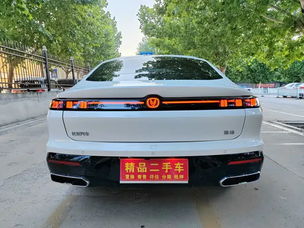 Changan Eado — фото 7