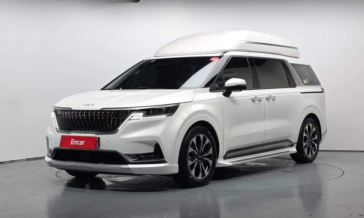 Kia Carnival — фото 1