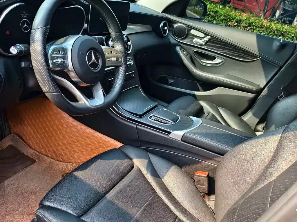 Mercedes-Benz C-Class — фото 10