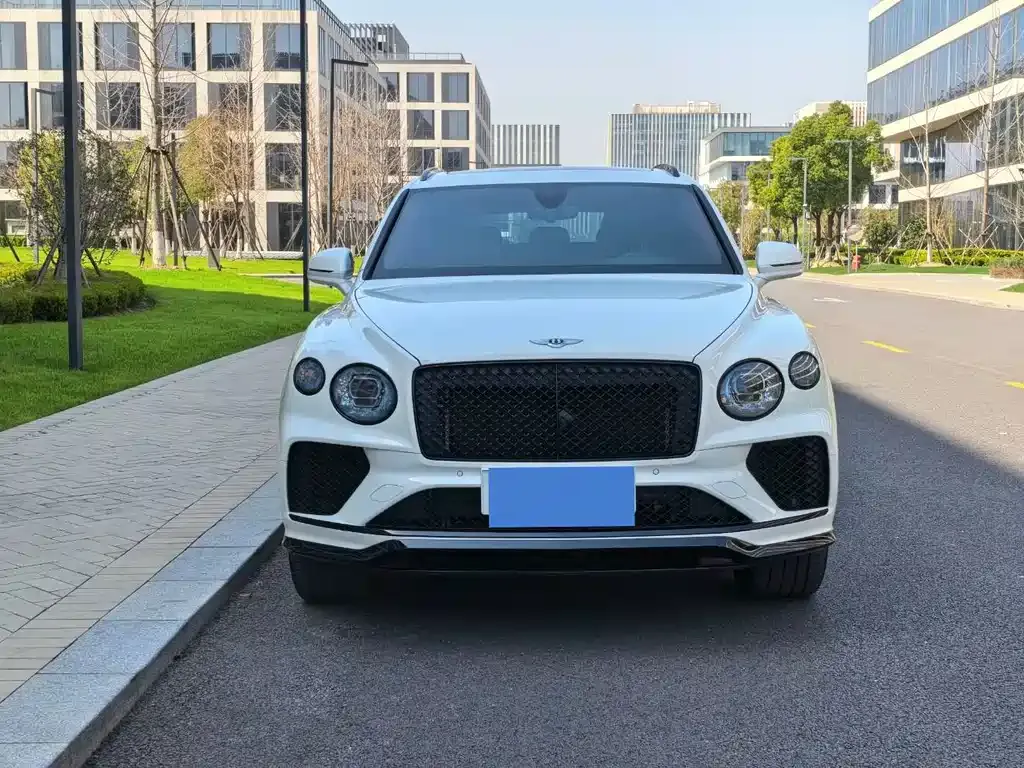 Bentley Bentayga — фото 5
