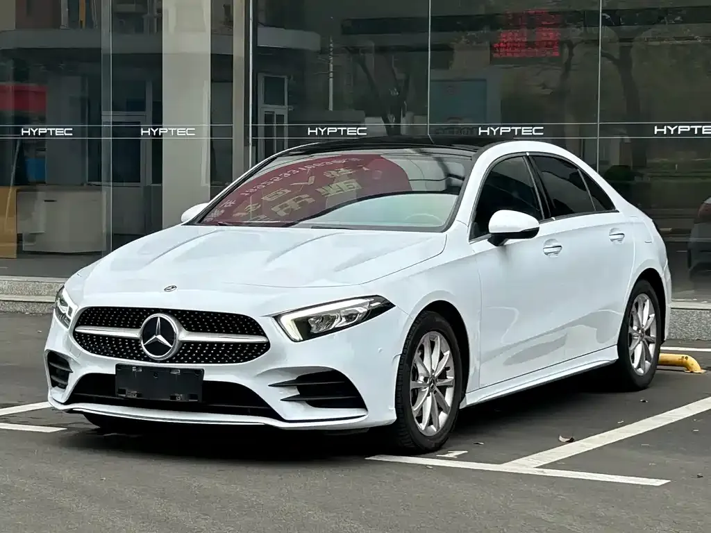 Mercedes-Benz A-Class — фото 1