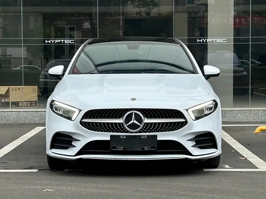 Mercedes-Benz A-Class — фото 7