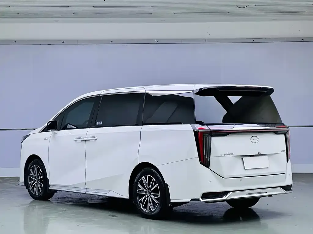 GAC Motor Trumpchi M8 — фото 3