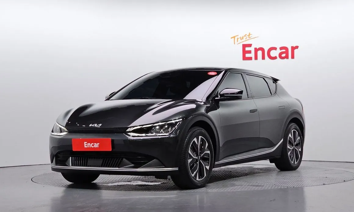 Kia EV6 — фото 1