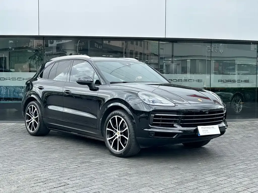 Porsche Cayenne — фото 6