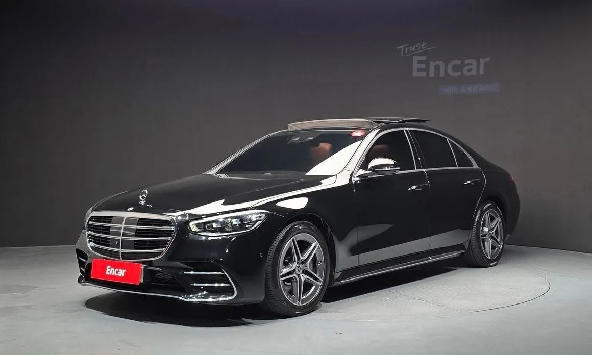 Mercedes-Benz S-Class — фото 1