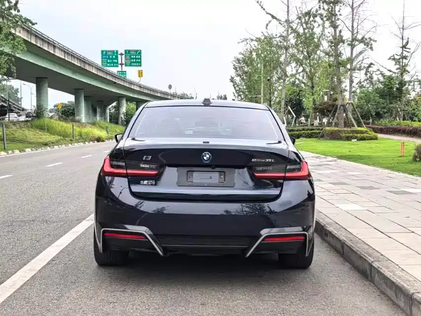 BMW i3 — фото 4