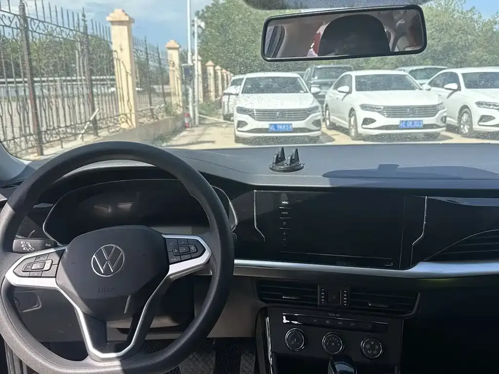 Volkswagen Passat — фото 6