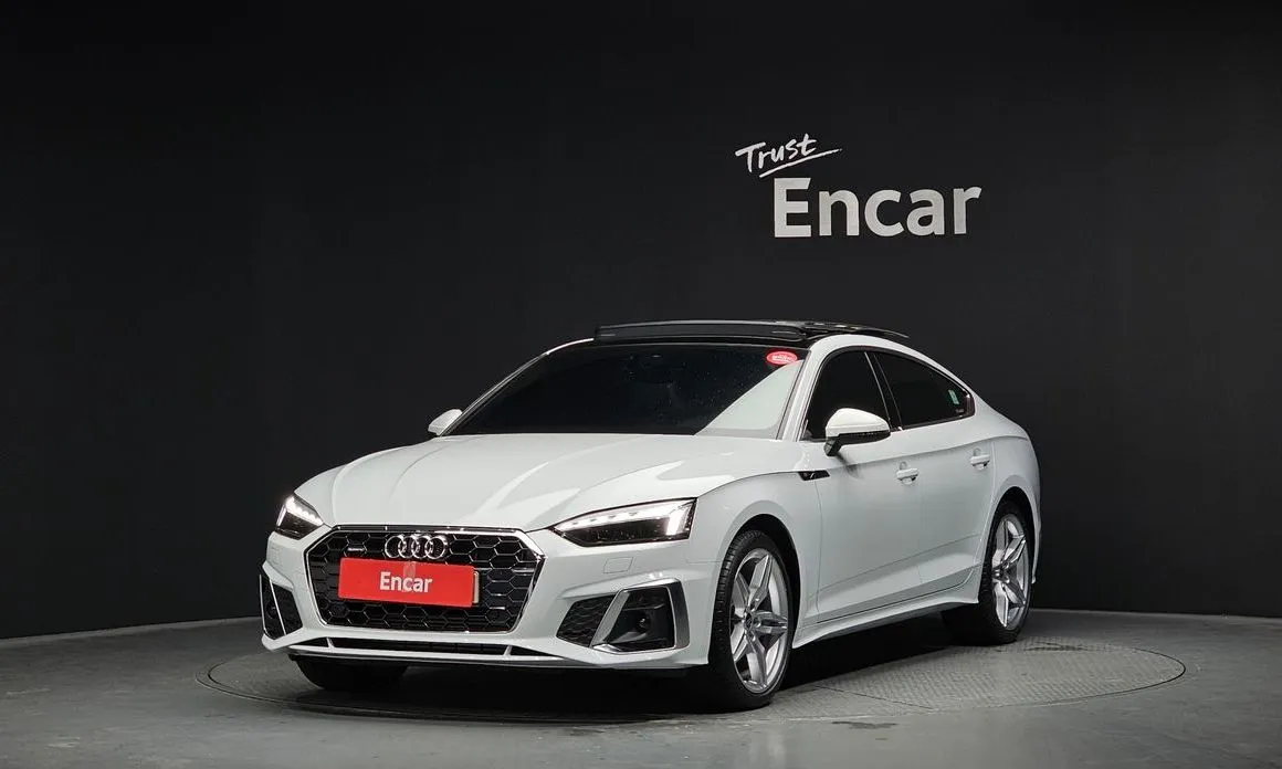 Audi A5 — фото 1