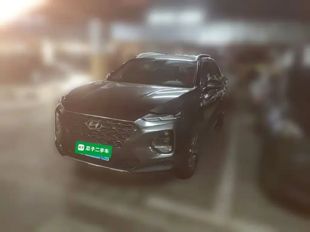 Hyundai Santa Fe — фото 1