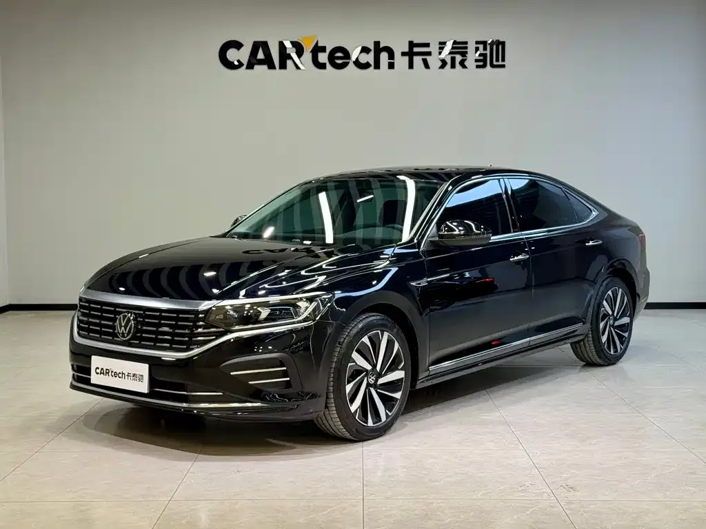 Volkswagen Passat — фото 1