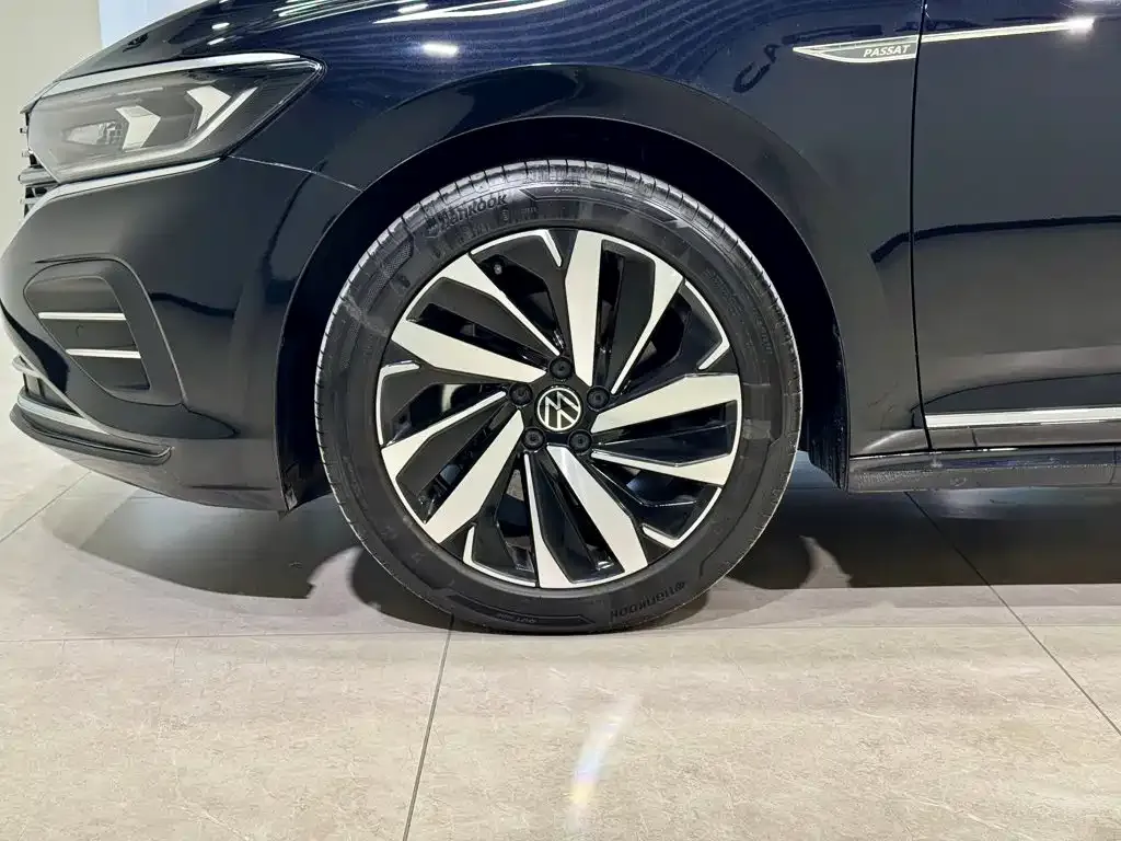 Volkswagen Passat — фото 2