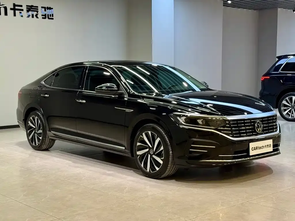 Volkswagen Passat — фото 5