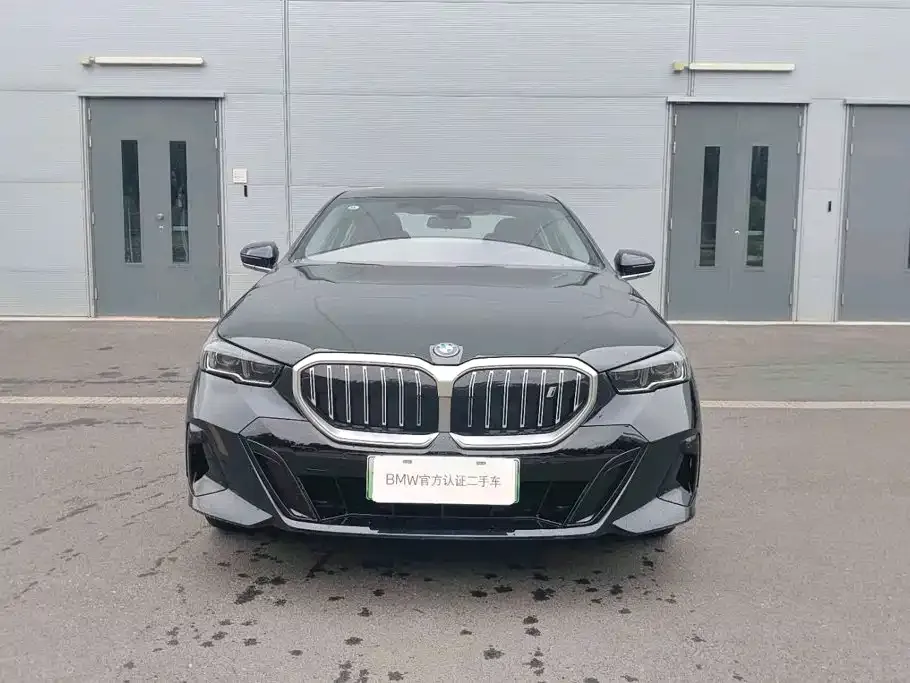 BMW i5 — фото 4