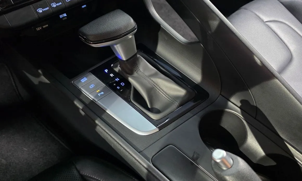 Hyundai AVANTE — фото 7