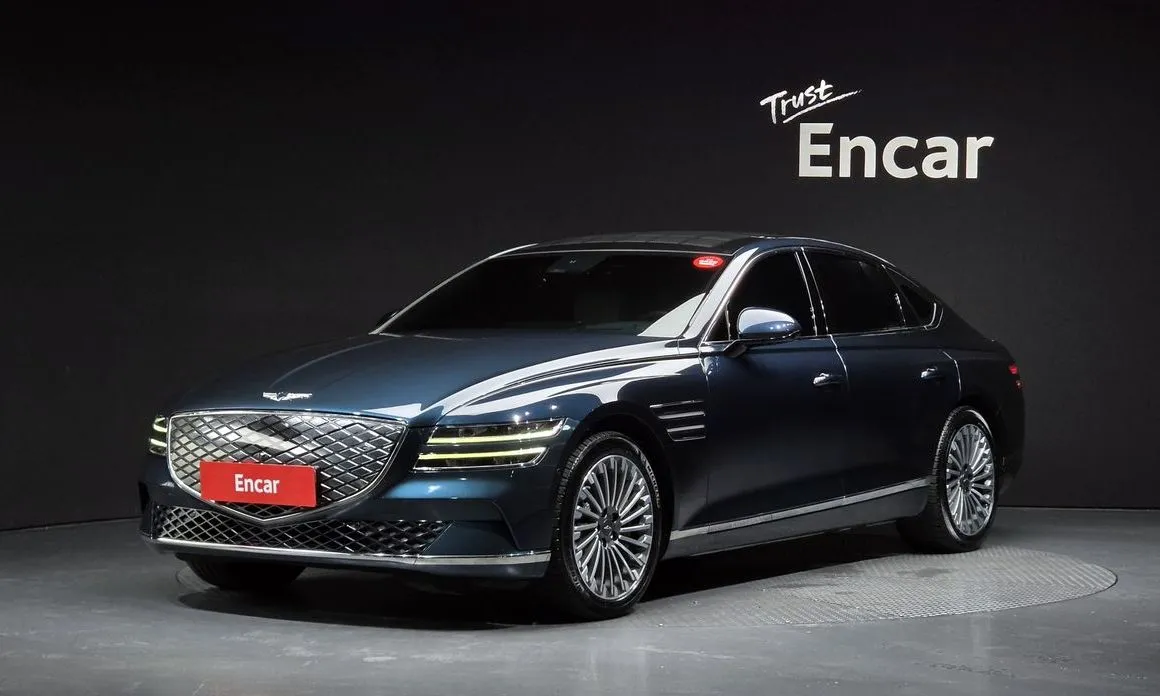 Genesis G80 — фото 1