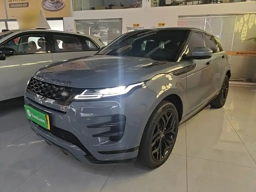 Land Rover Evoque — фото 1