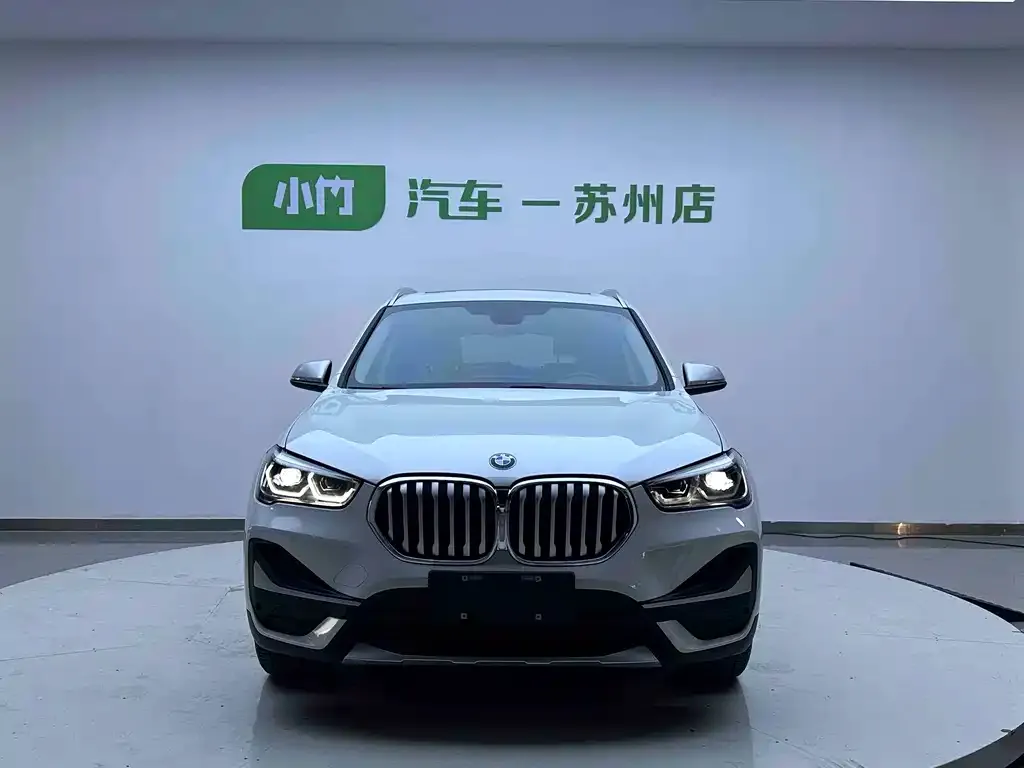 BMW X1 — фото 10