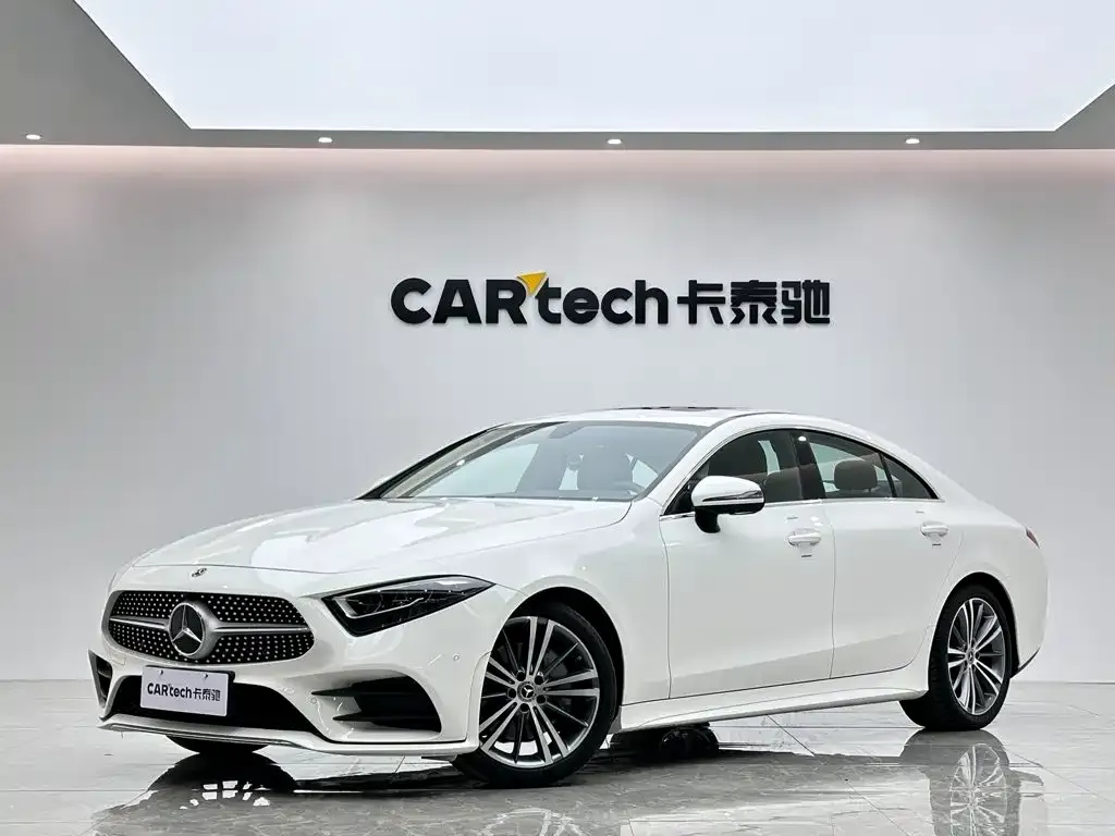 Mercedes-Benz CLS — фото 1