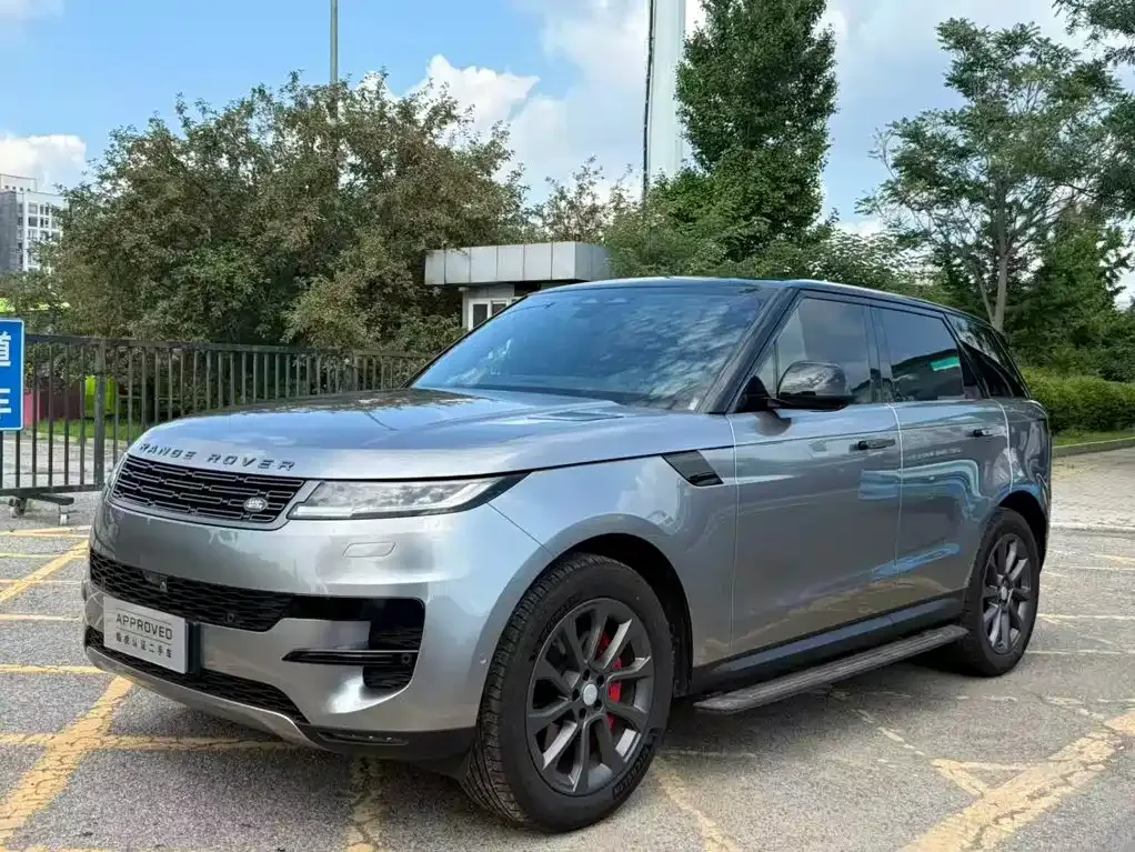 Land Rover Sport — фото 1