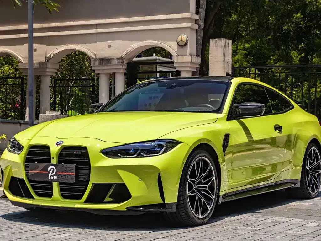 BMW M4 — фото 1