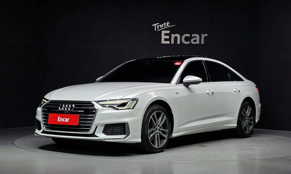 Audi A6 — фото 1