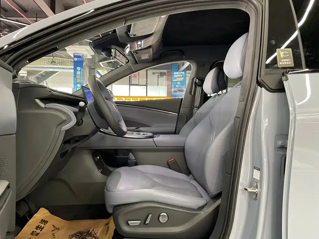 XPeng G7 — фото 4
