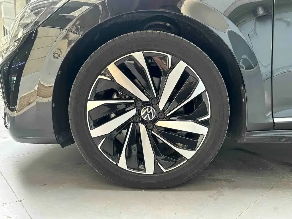 Volkswagen Passat — фото 8
